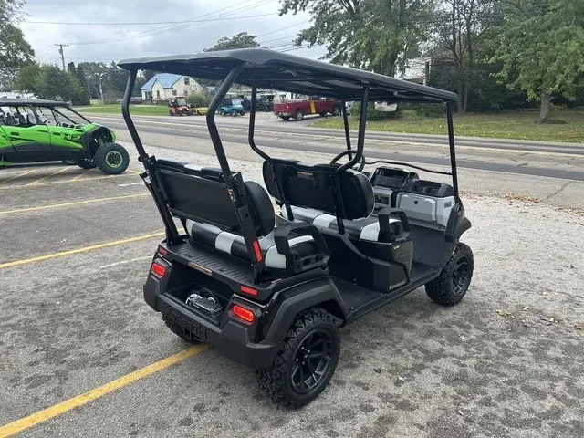 2025 Kawasaki NAV 4E LE photo 8