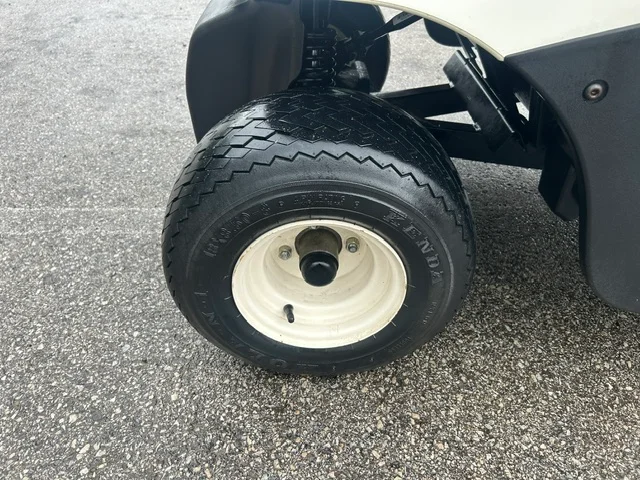 2010 E-Z-GO RXV Gas photo 14
