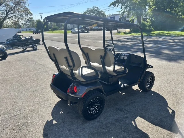 2022 E-Z-GO Liberty ELiTE Lithium photo 8