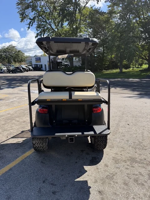 2015 Club Car Precedent Base photo 6