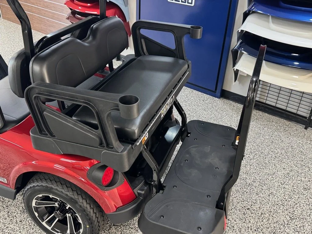 2026 E-Z-GO RXV ELiTE Lithium photo 4