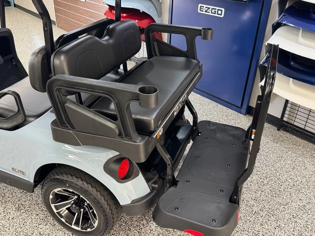2026 E-Z-GO RXV ELiTE Lithium photo 4