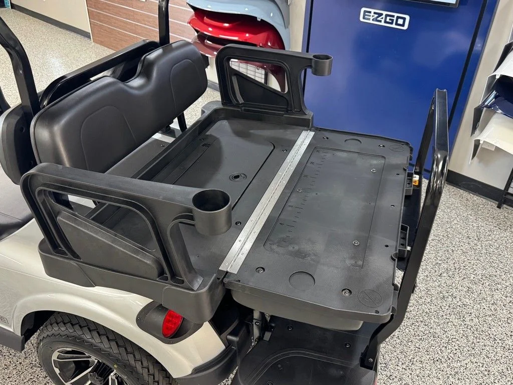 2026 E-Z-GO RXV ELiTE Lithium photo 5