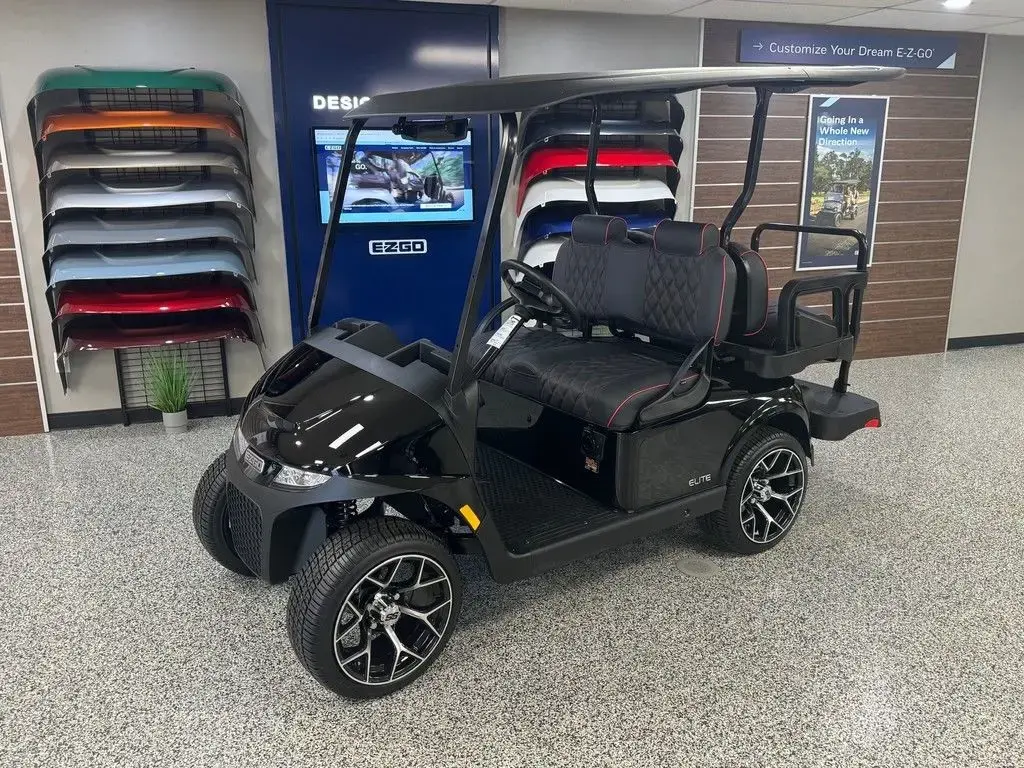 2026 E-Z-GO RXV ELiTE Lithium photo 1