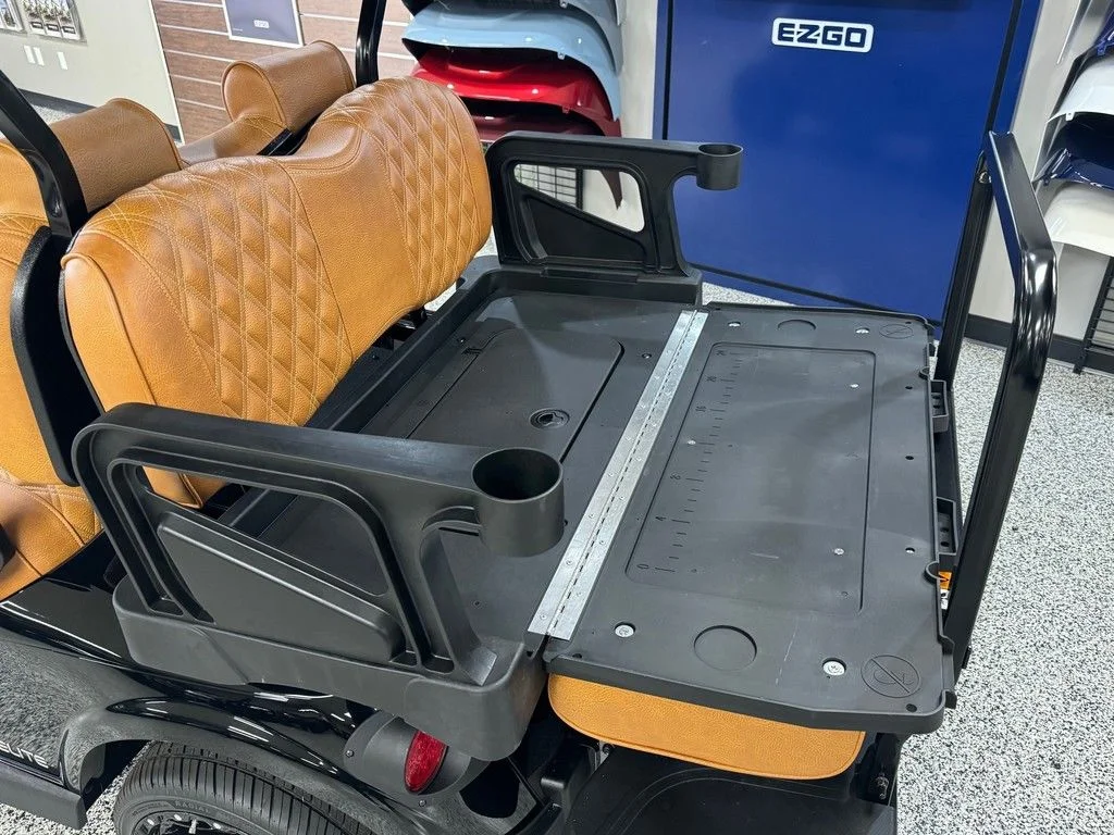 2026 E-Z-GO RXV ELiTE Lithium photo 5