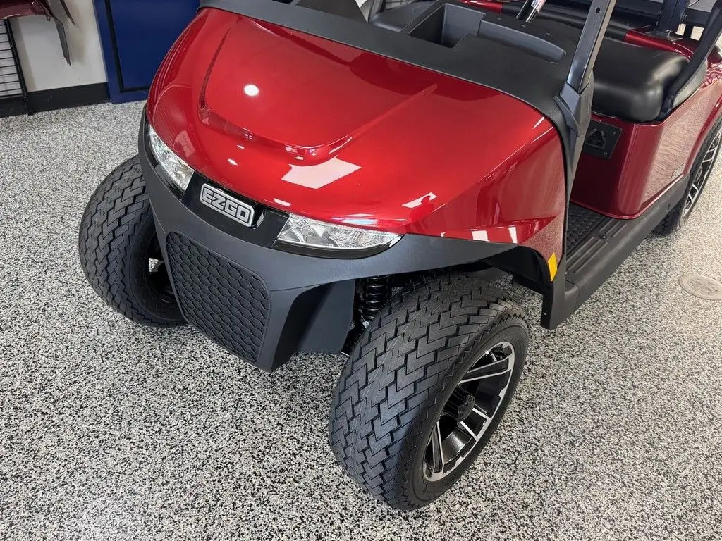 2026 E-Z-GO RXV ELiTE Lithium photo 2