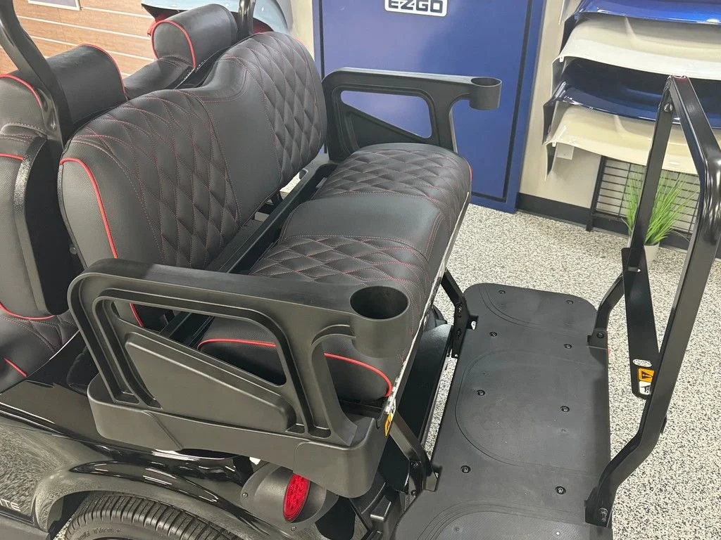 2026 E-Z-GO RXV ELiTE Lithium photo 4