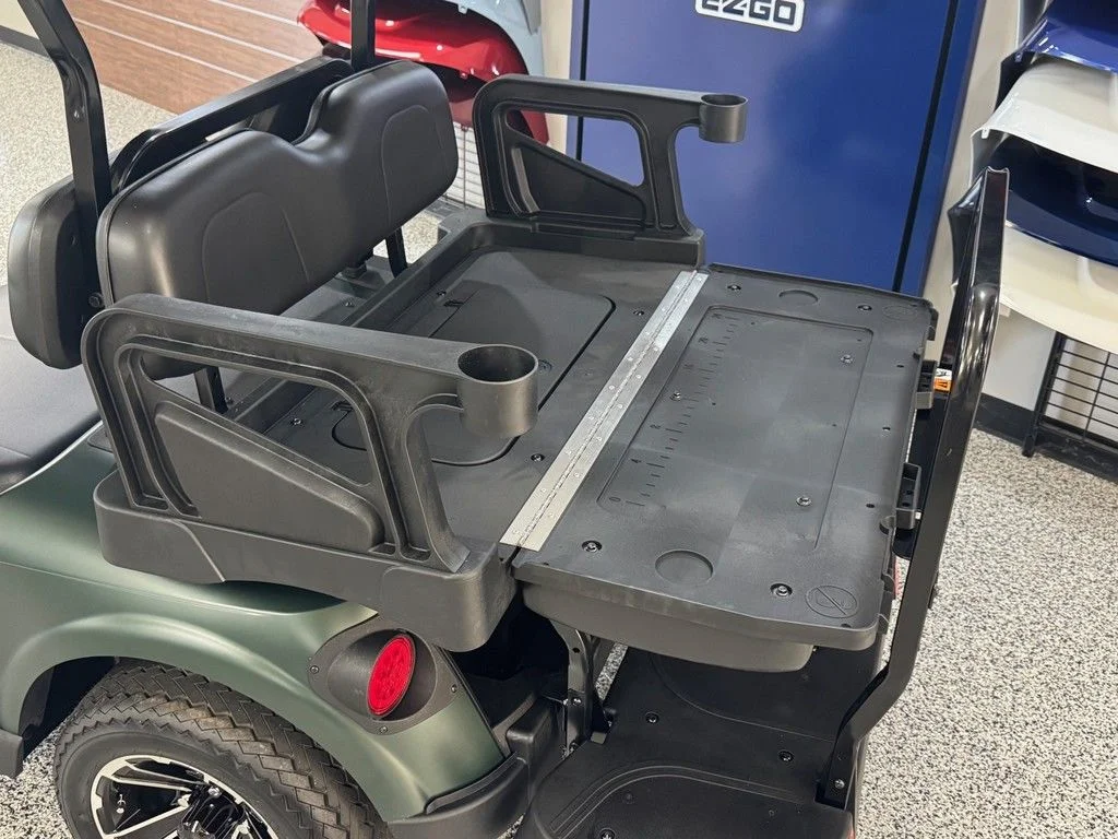 2026 E-Z-GO RXV ELiTE Lithium photo 5