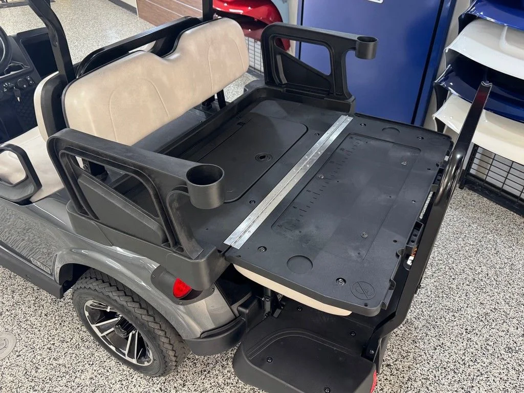 2026 E-Z-GO RXV ELiTE Lithium photo 5