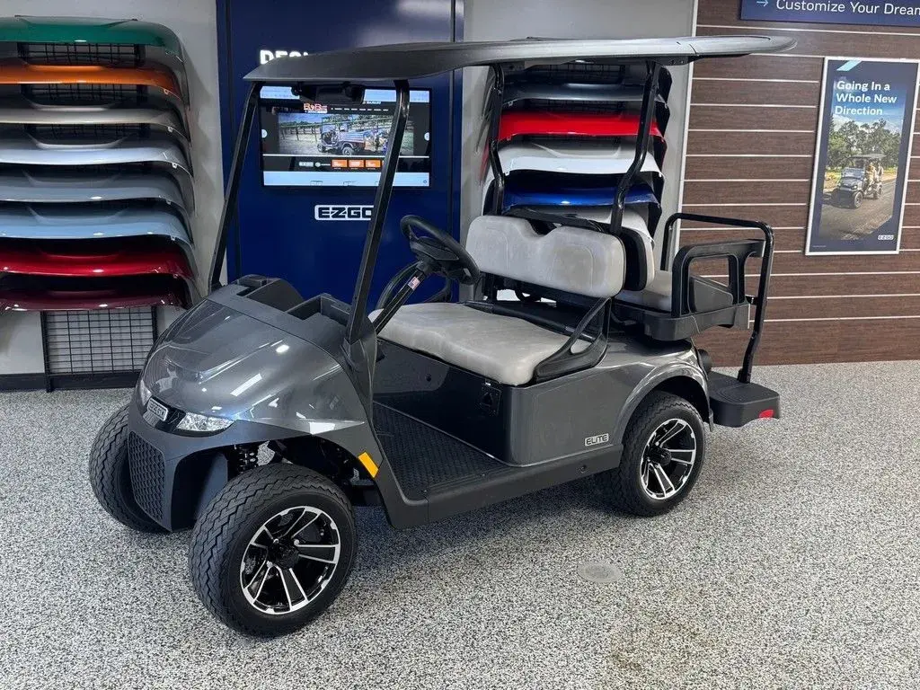 2026 E-Z-GO RXV ELiTE Lithium photo 1