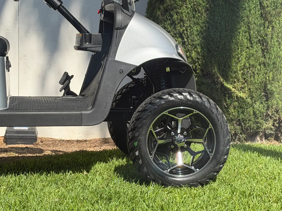 2021 E-Z-GO Freedom ELiTE Lithium photo 2
