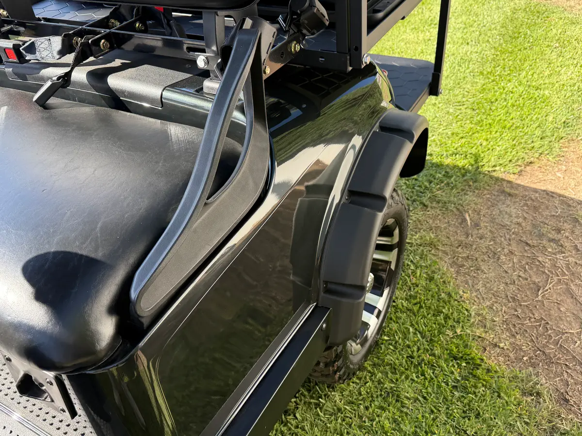 2021 E-Z-GO Freedom ELiTE Lithium photo 16
