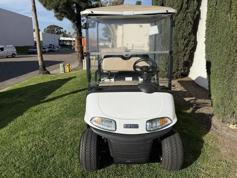 2021 E-Z-GO Freedom ELiTE Lithium photo 3