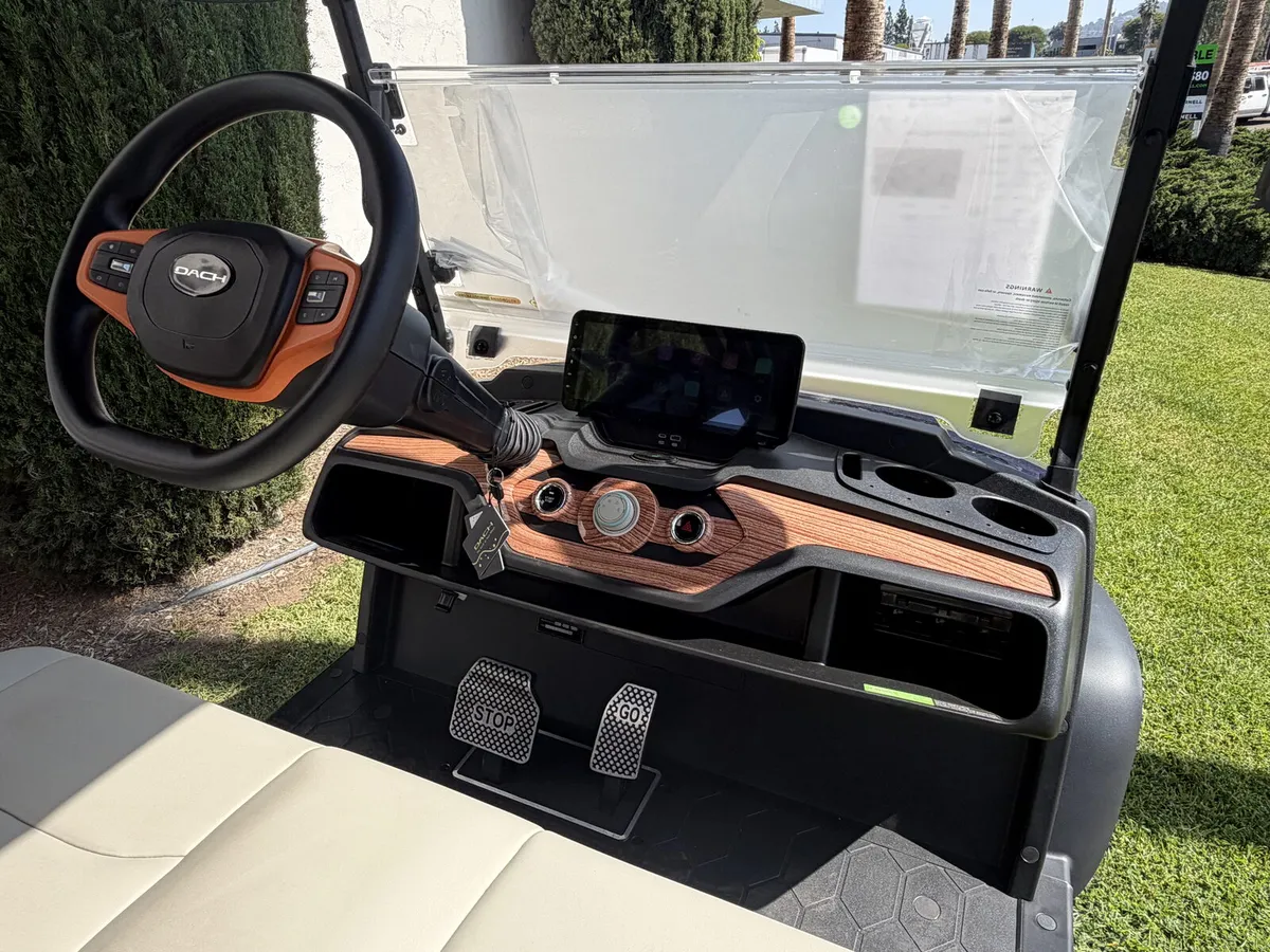 2026 DACH Apollo Blue photo 11