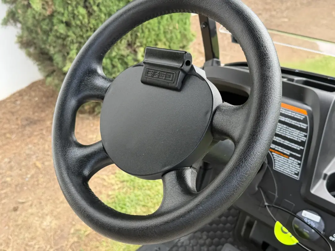 2027 E-Z-GO Freedom ELiTE Lithium photo 8
