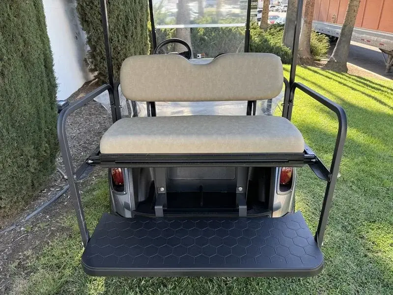 2021 E-Z-GO Freedom ELiTE Lithium photo 9