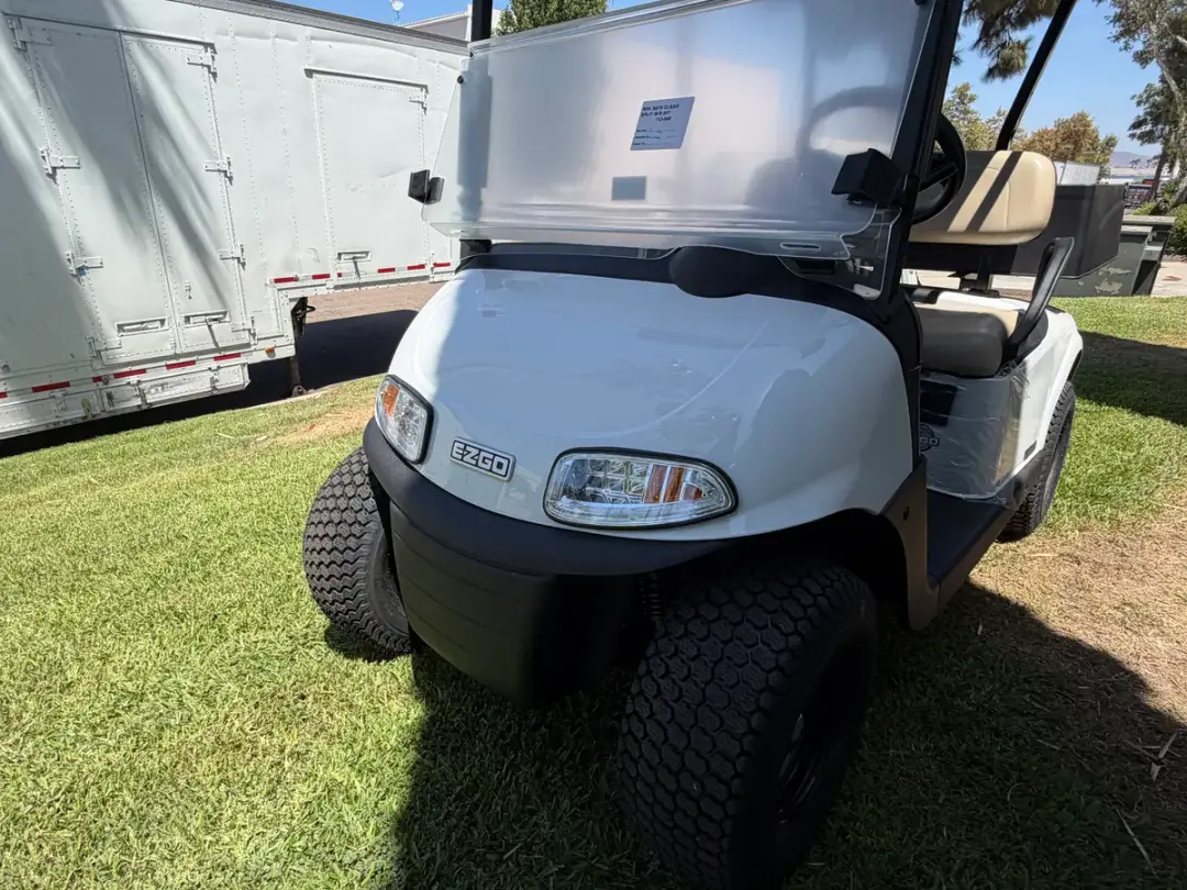 2021 E-Z-GO Freedom ELiTE Lithium photo 13
