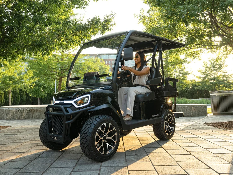2027 E-Z-GO Liberty ELiTE Lithium photo 9