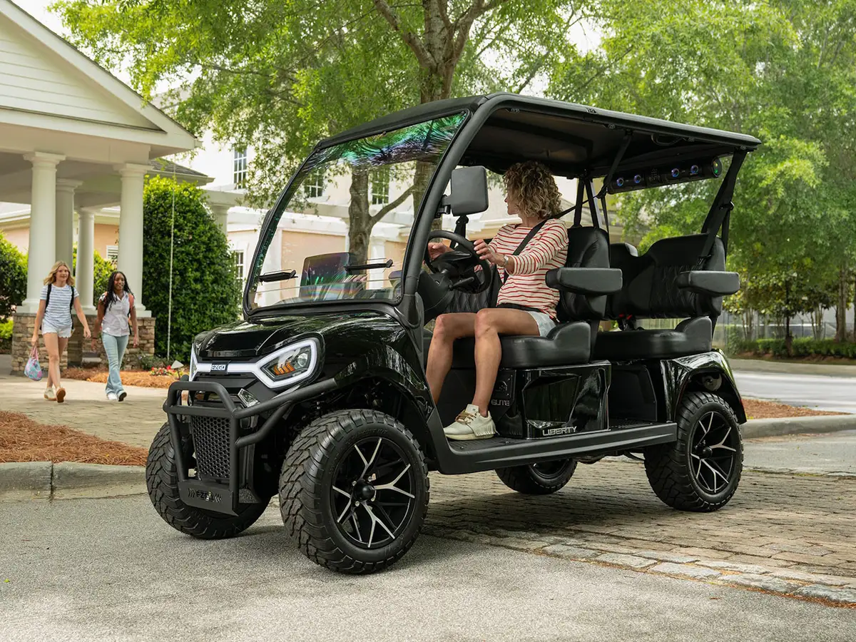 2027 E-Z-GO Liberty ELiTE Lithium photo 8