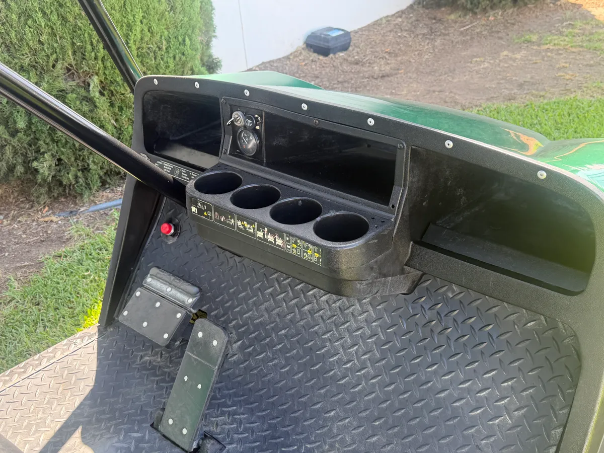2016 Cushman Hauler PRO Electric photo 6