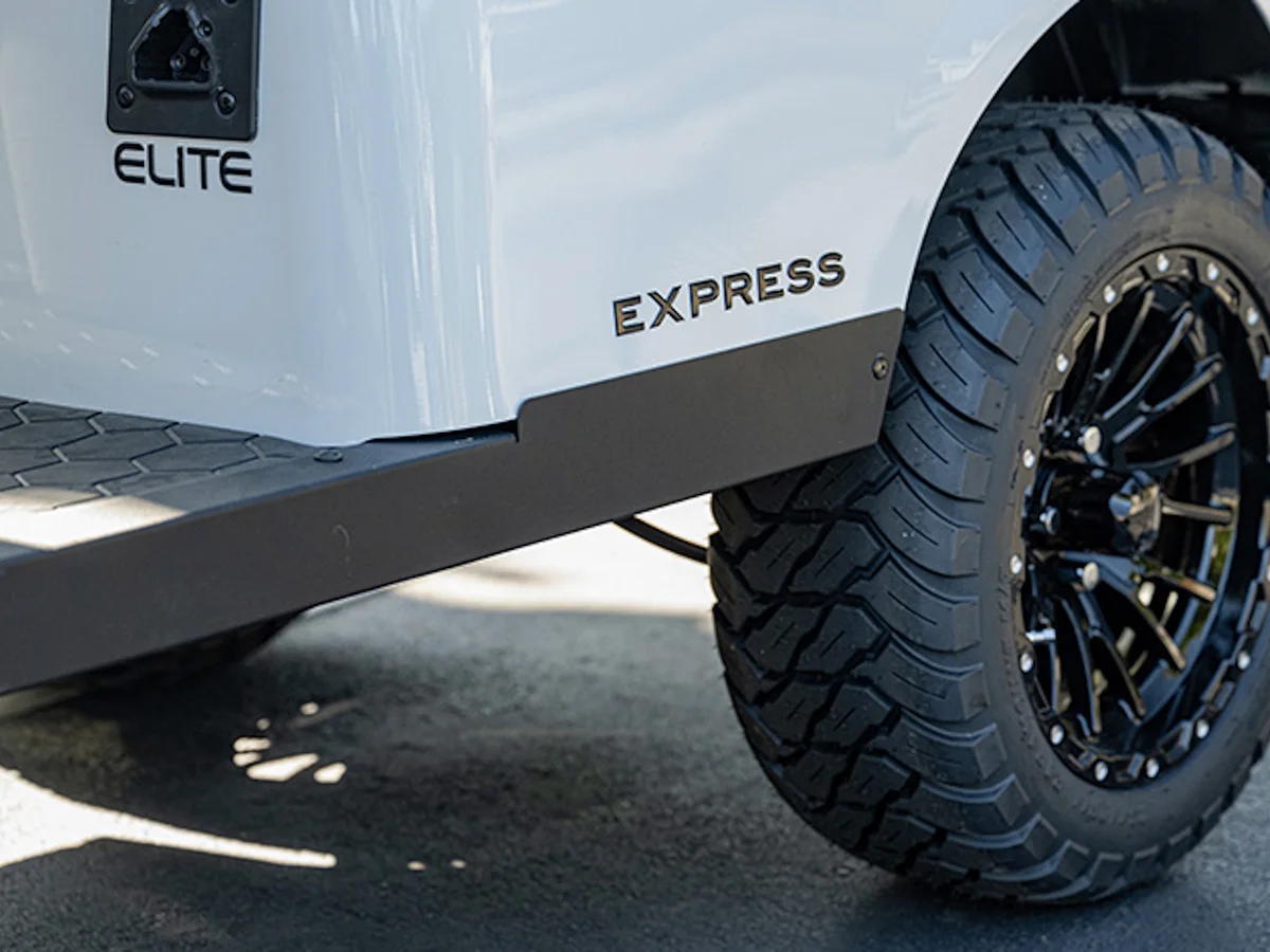 2027 E-Z-GO Express ELiTE Lithium photo 4