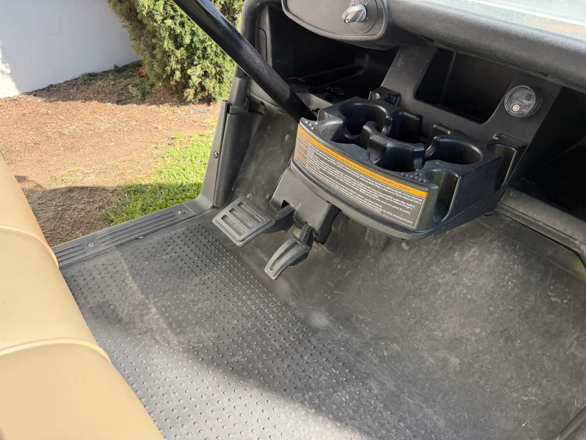 2023 E-Z-GO RXV ELiTE Lithium photo 10