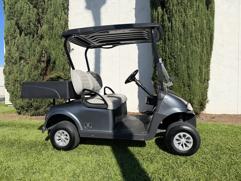 2023 E-Z-GO RXV ELiTE Lithium photo 1