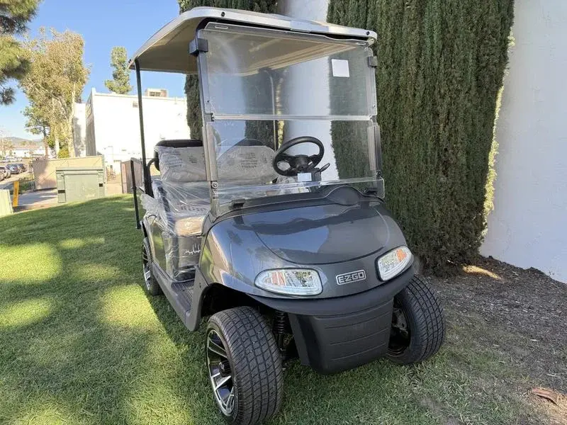 2021 E-Z-GO Freedom ELiTE Lithium photo 2