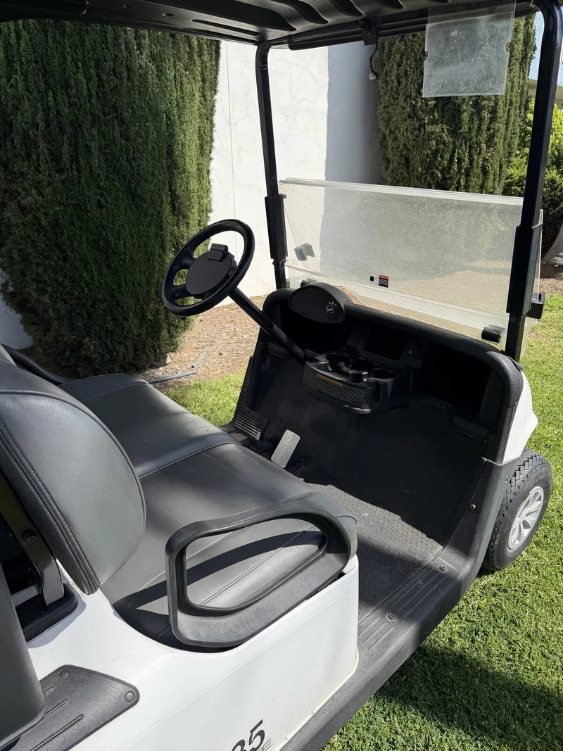 2022 E-Z-GO RXV ELiTE Lithium photo 6