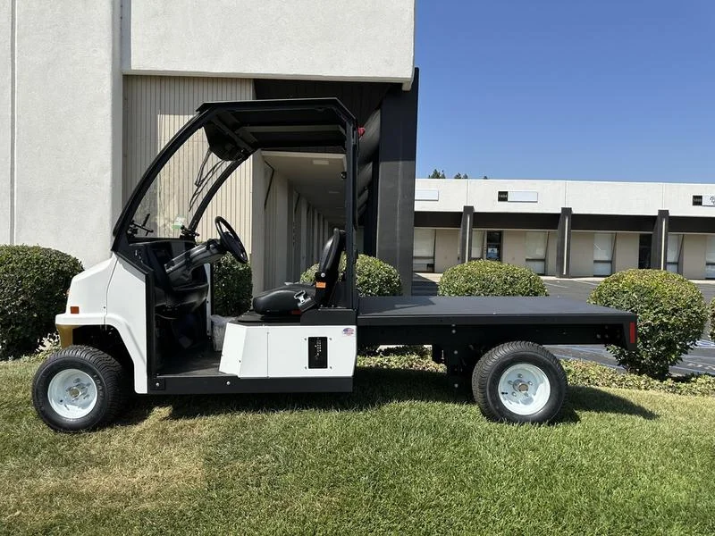 2024 Columbia Utilitruck 200 Base photo 5