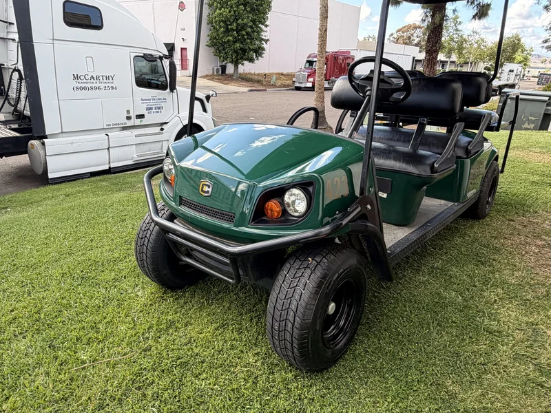 2019 Cushman Shuttle 6 Gas photo 11