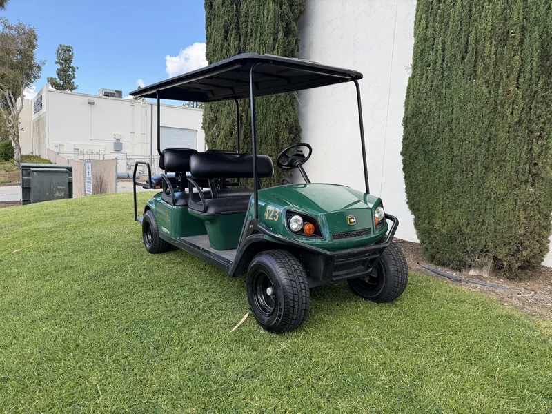 2019 Cushman Shuttle 6 Gas photo 7
