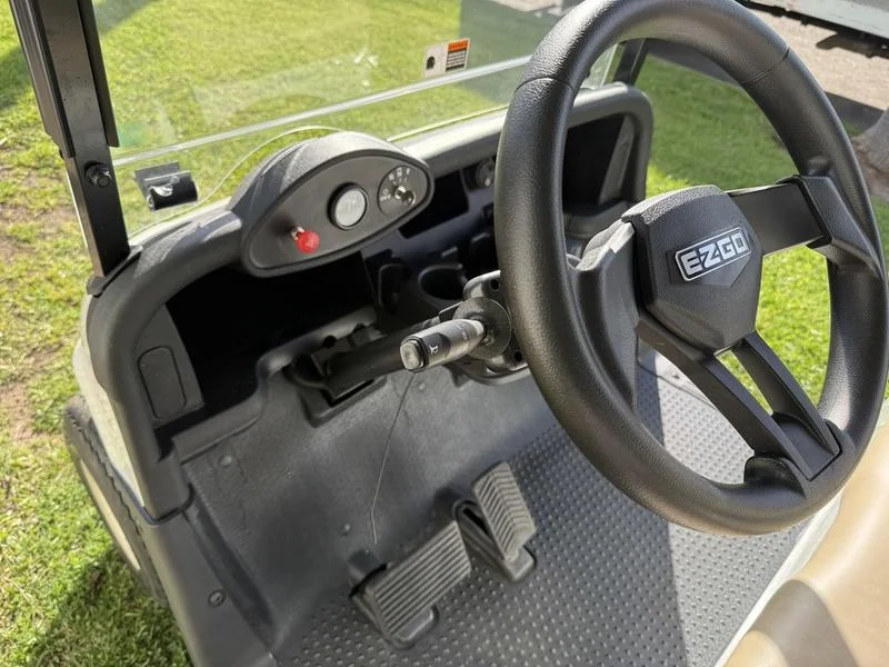 2021 E-Z-GO Freedom ELiTE Lithium photo 11