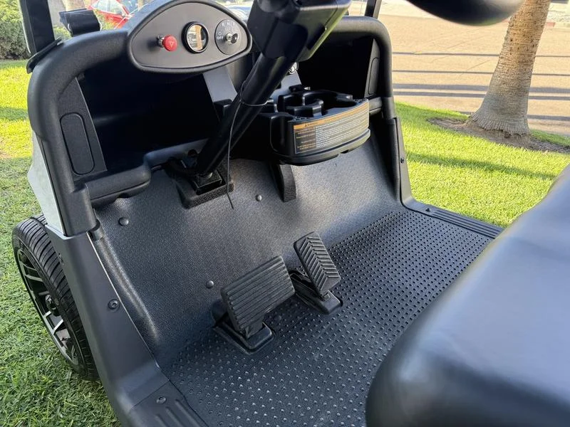 2020 E-Z-GO Freedom ELiTE Lithium photo 7
