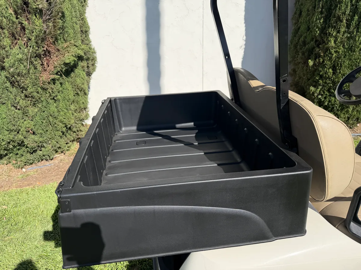 2023 E-Z-GO RXV ELiTE Lithium photo 7