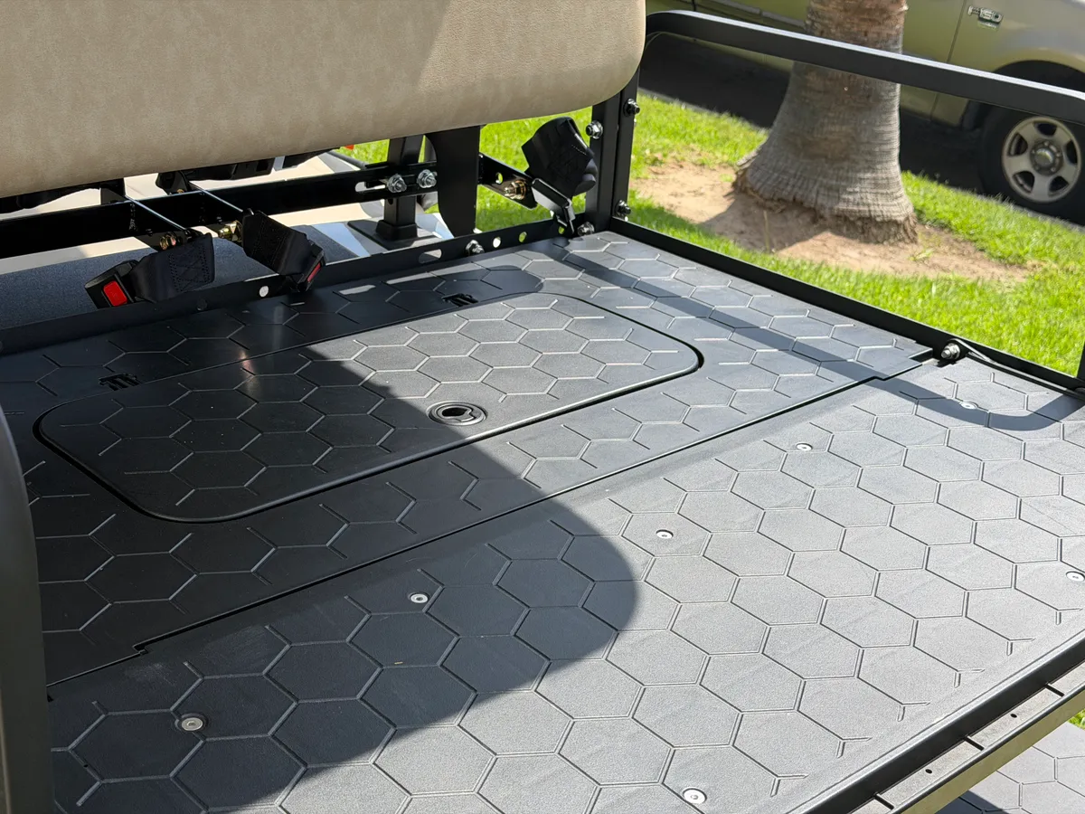 2020 E-Z-GO Freedom ELiTE Lithium photo 11