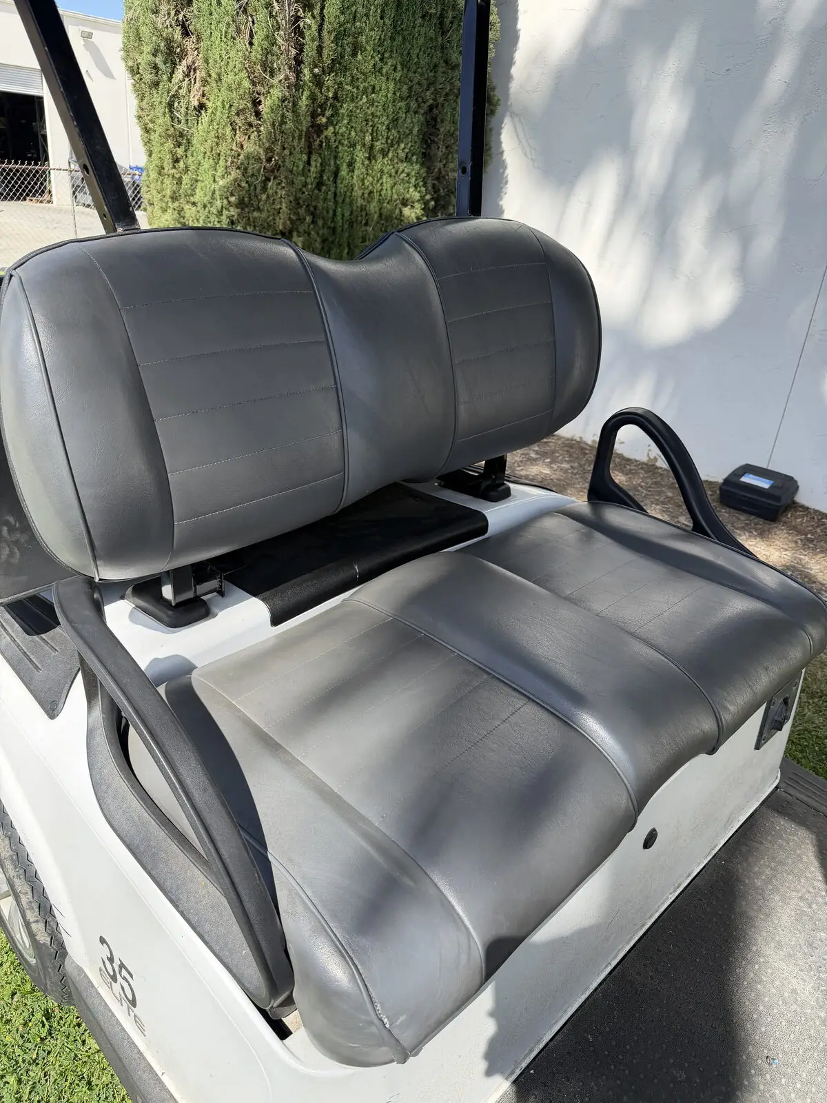 2022 E-Z-GO RXV ELiTE Lithium photo 7