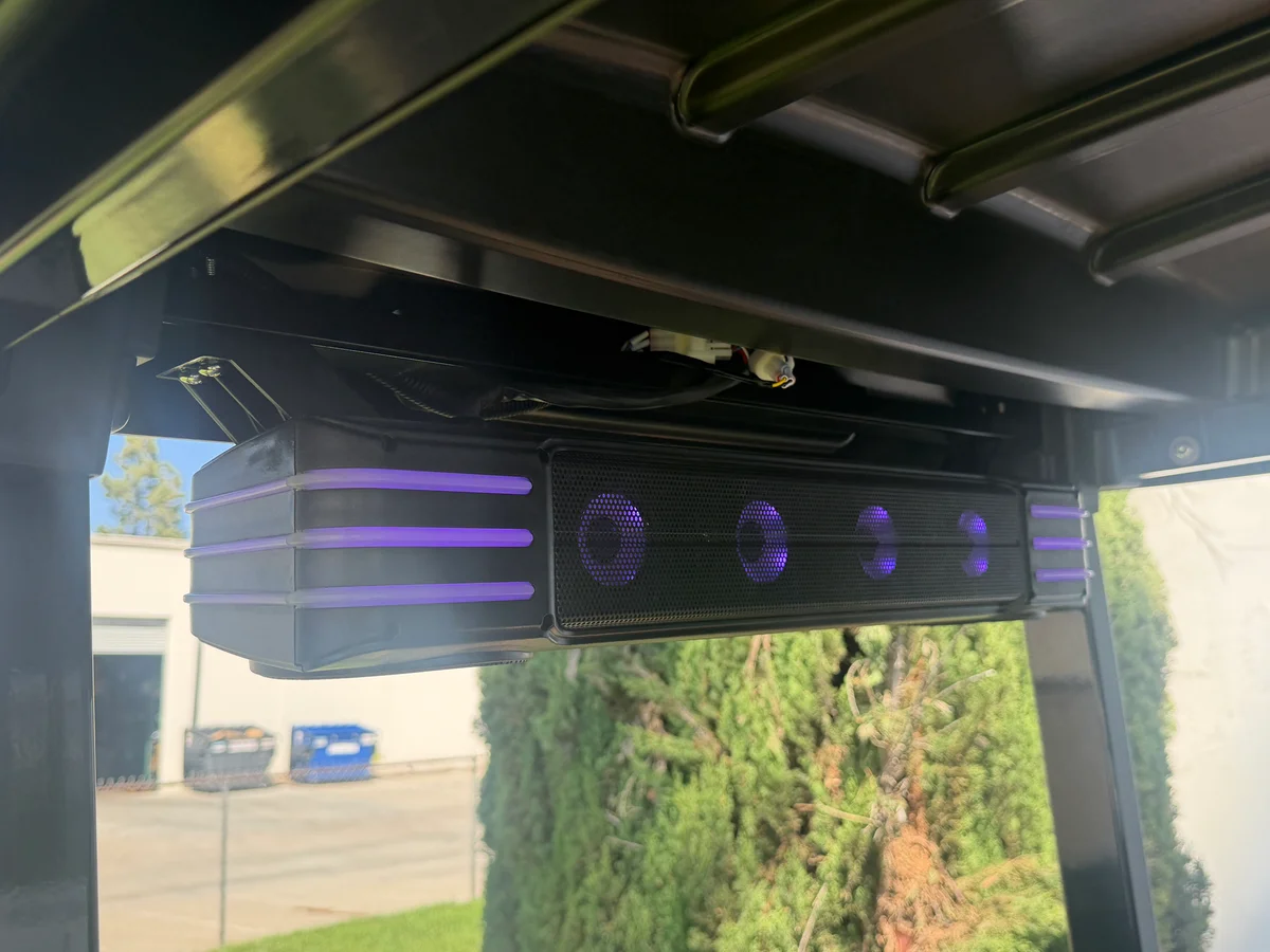 2027 Evolution D5 Maverick 4+2 photo 10
