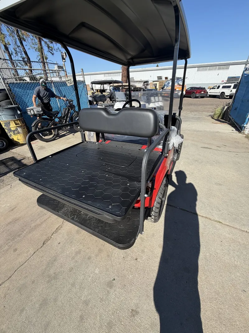 2021 E-Z-GO Freedom ELiTE Lithium photo 7