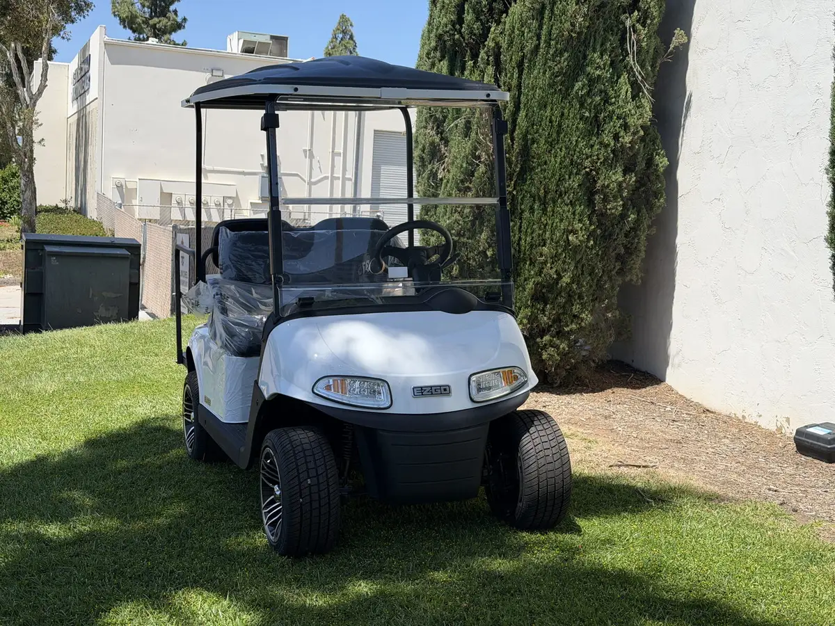 2021 E-Z-GO Freedom ELiTE Lithium photo 3
