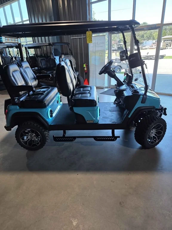 2026 Evolution Maverick 4 Plus photo 2