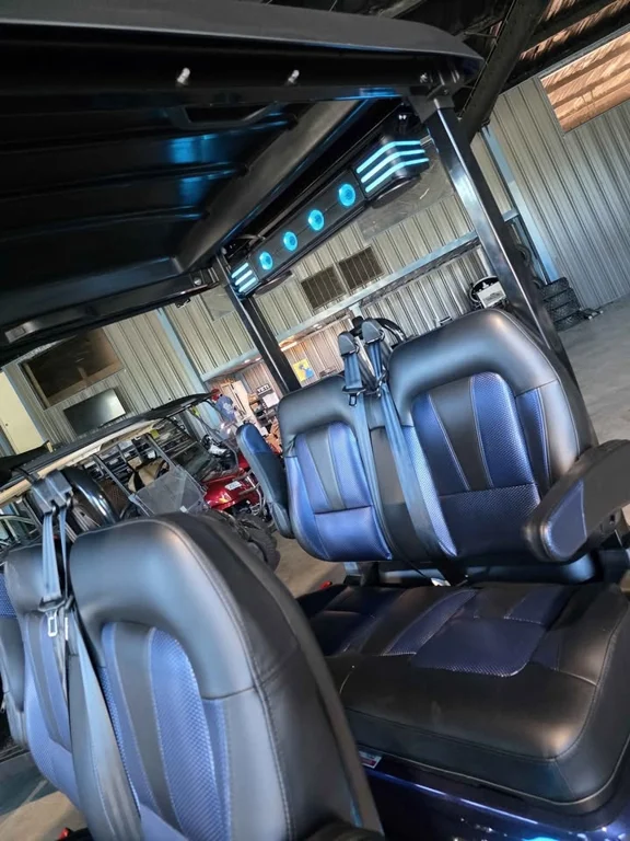 2026 Evolution Maverick 4 Plus photo 5