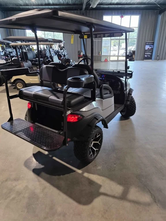 2010 Club Car Precedent photo 10