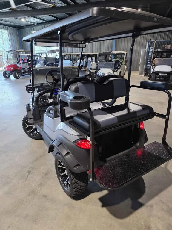 2010 Club Car Precedent photo 8