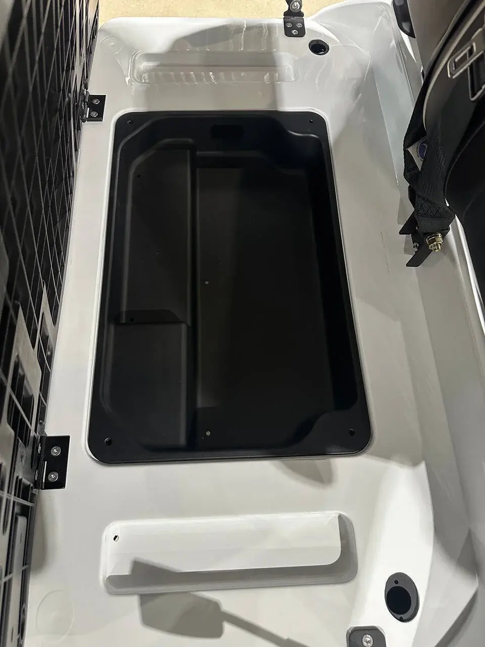 2027 Bintelli Active EV Pulse 4PR photo 15