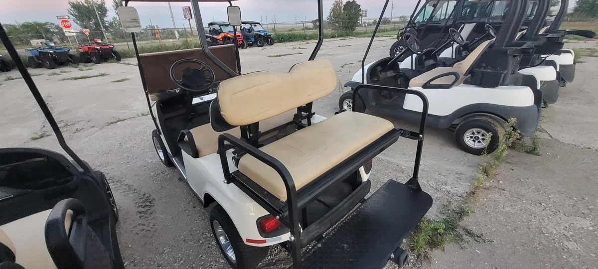 2003 E-Z-GO TXT photo 5