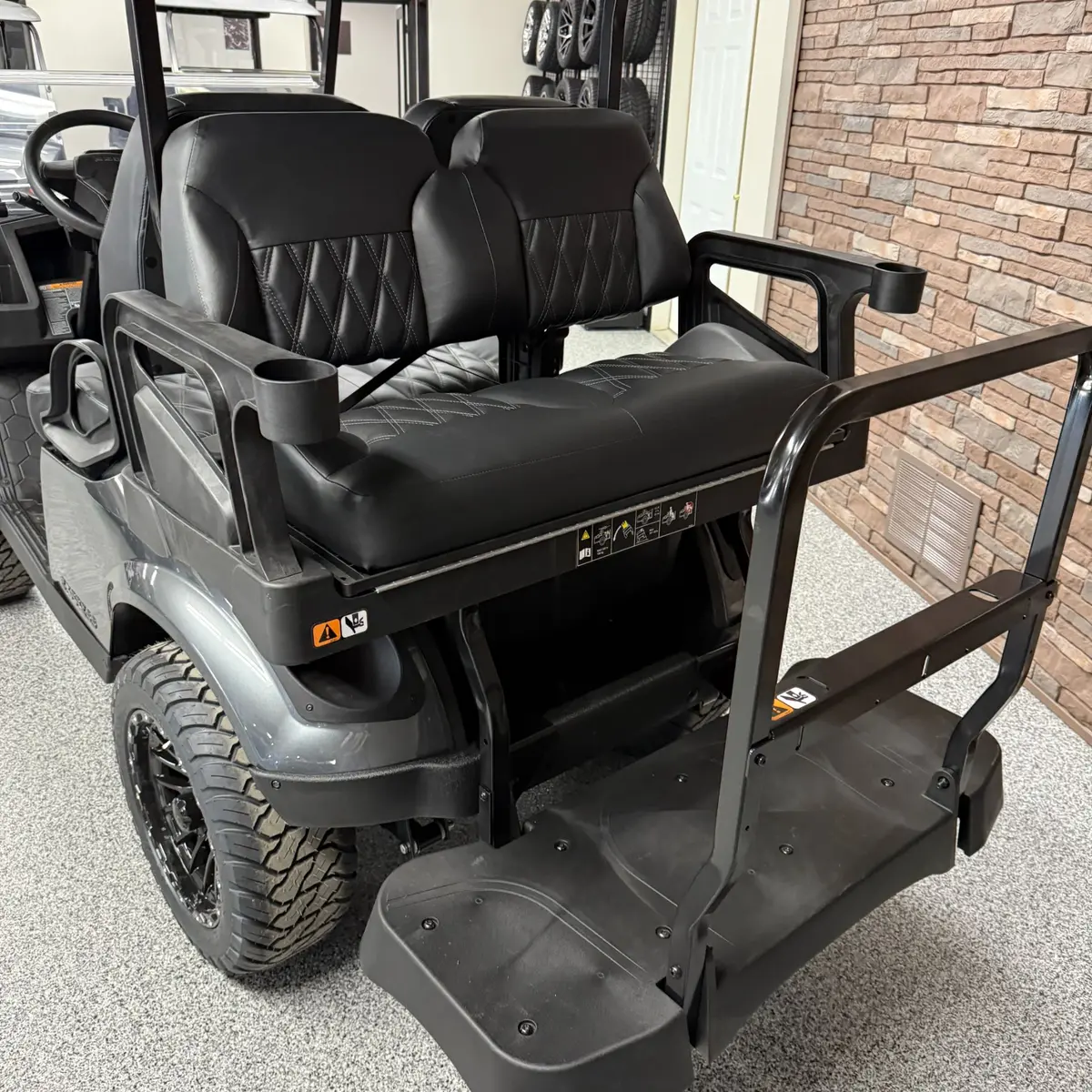2026 E-Z-GO Express photo 8