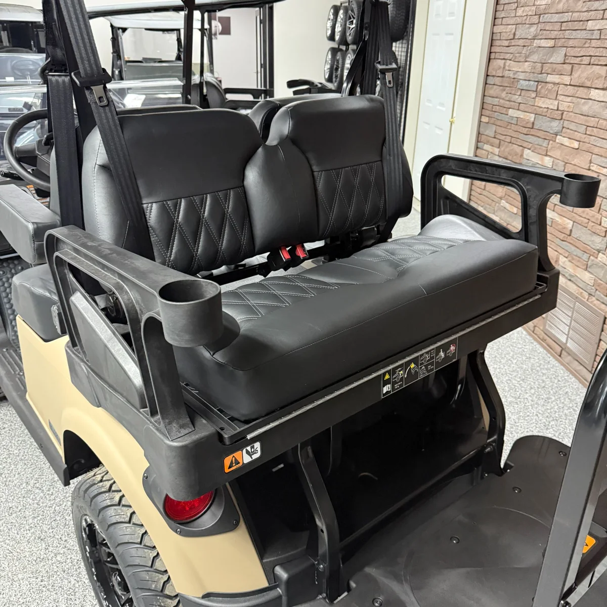 2026 E-Z-GO RXV ELiTE Lithium photo 6