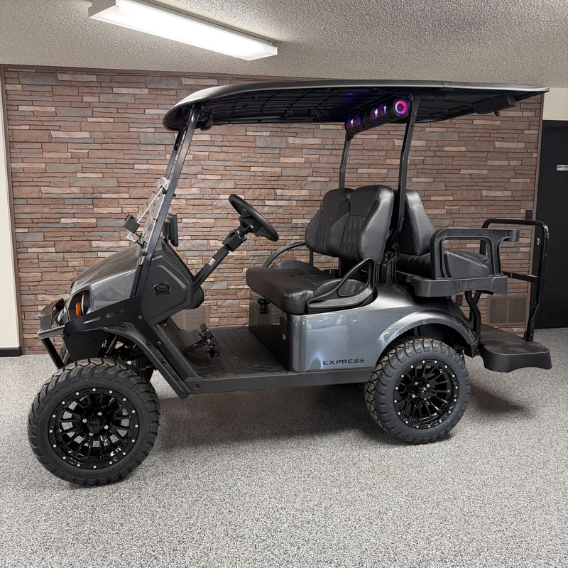 2026 E-Z-GO Express photo 2