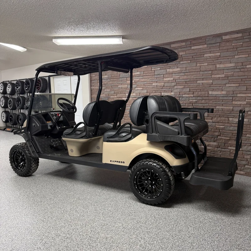 2026 E-Z-GO Express photo 3